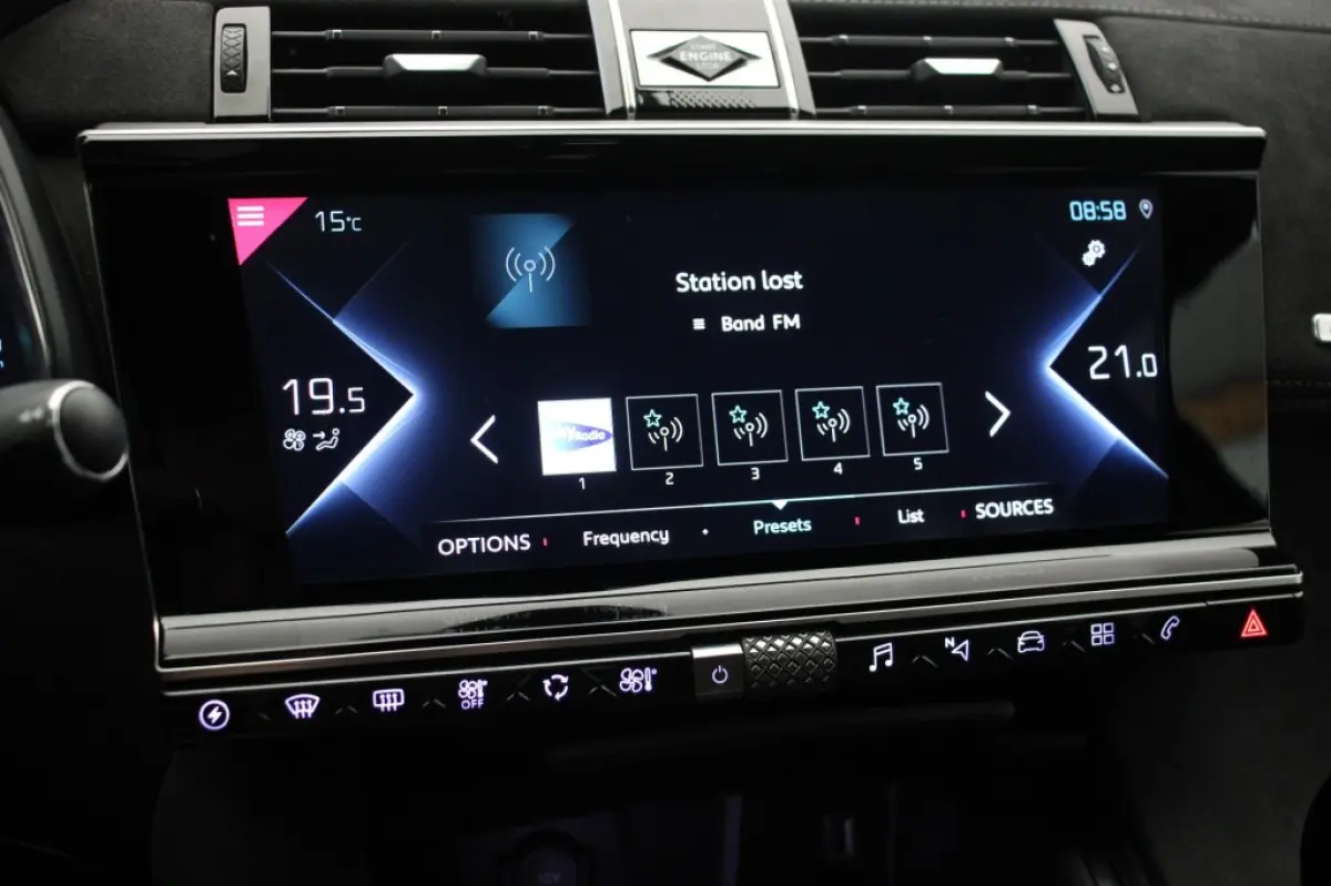 1.6 Hybrid PHEV E-Tense Performance Line - Digitaal Cockpit, Carplay, Camera