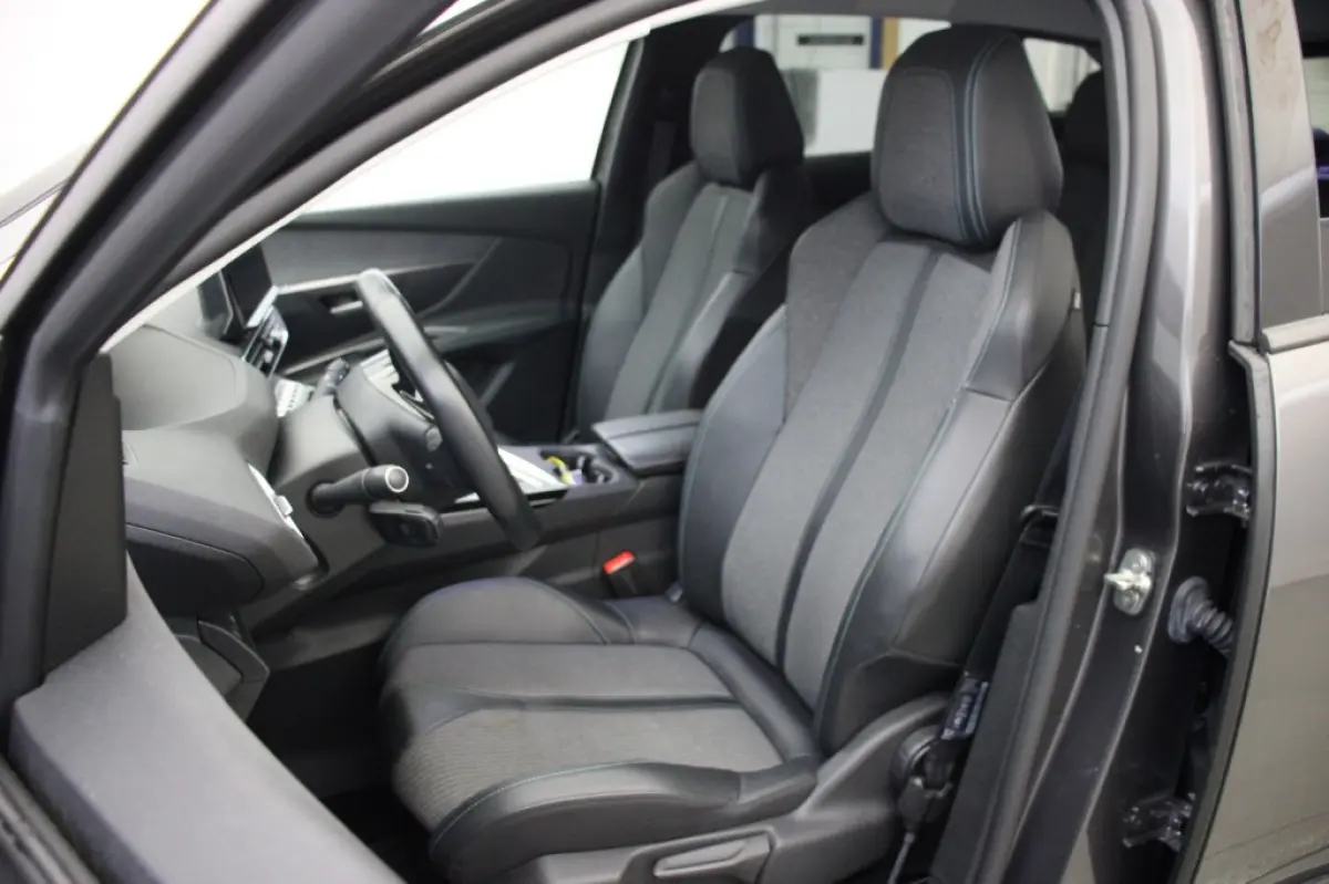 1.2 PureTech Allure - Digitaal Cockpit, Carplay, Camera, Half Leer