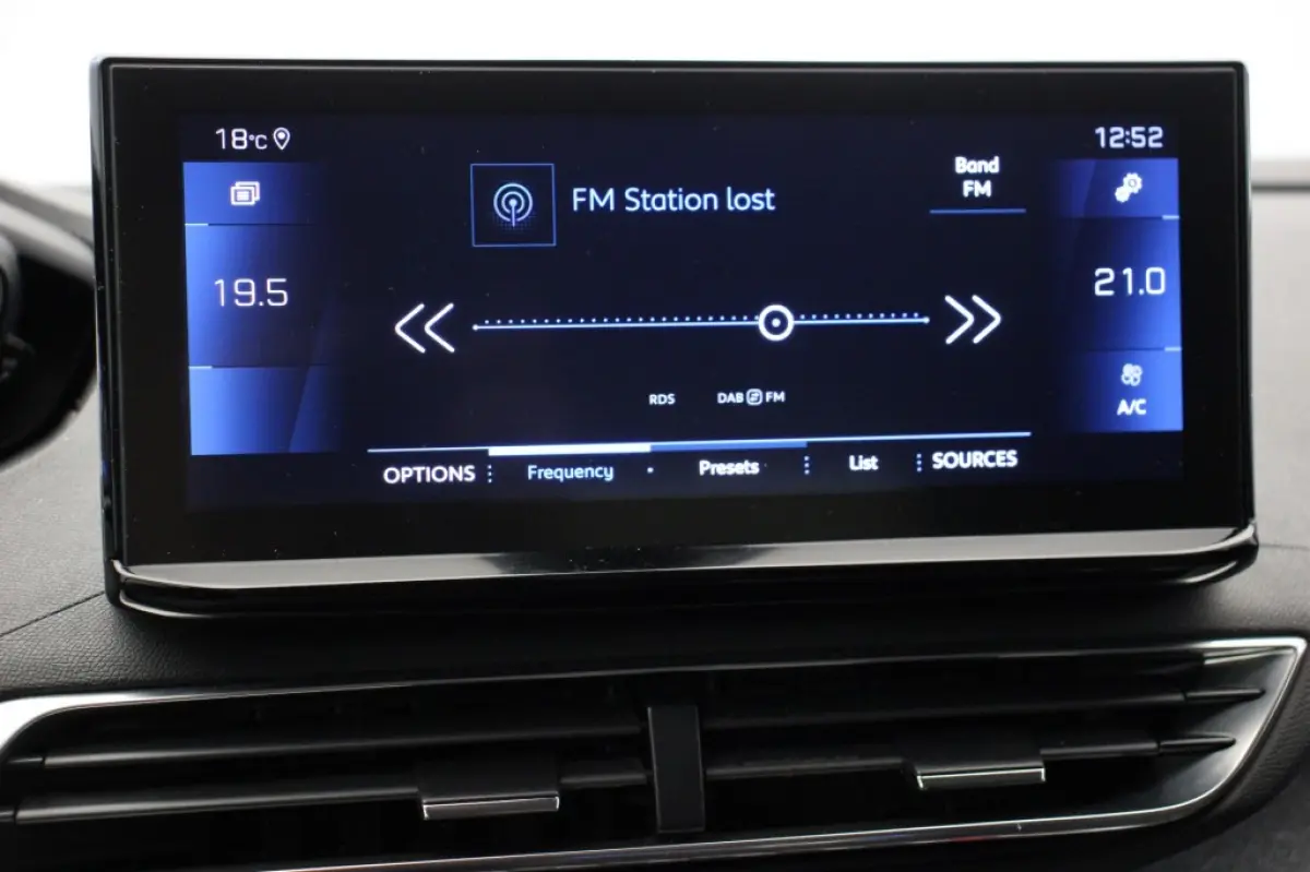 1.2 PureTech Allure - Digitaal Cockpit, Carplay, Camera, Half Leer