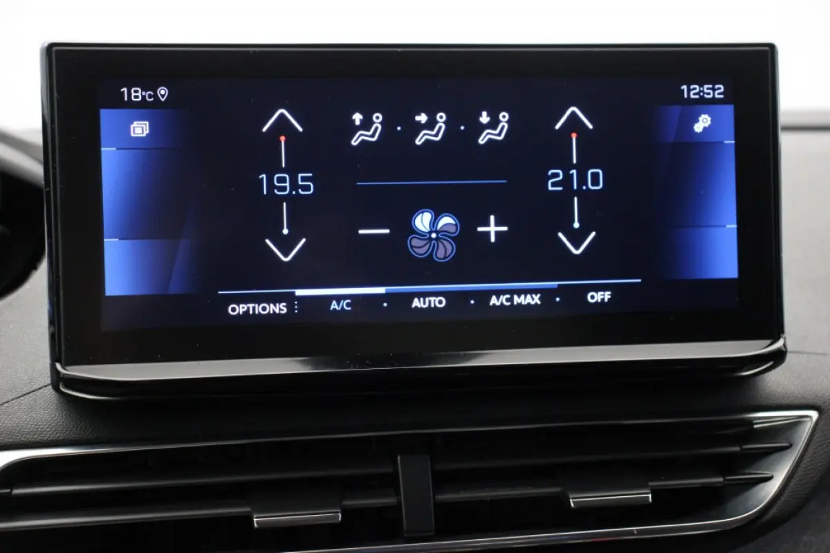 1.2 PureTech Allure - Digitaal Cockpit, Carplay, Camera, Half Leer