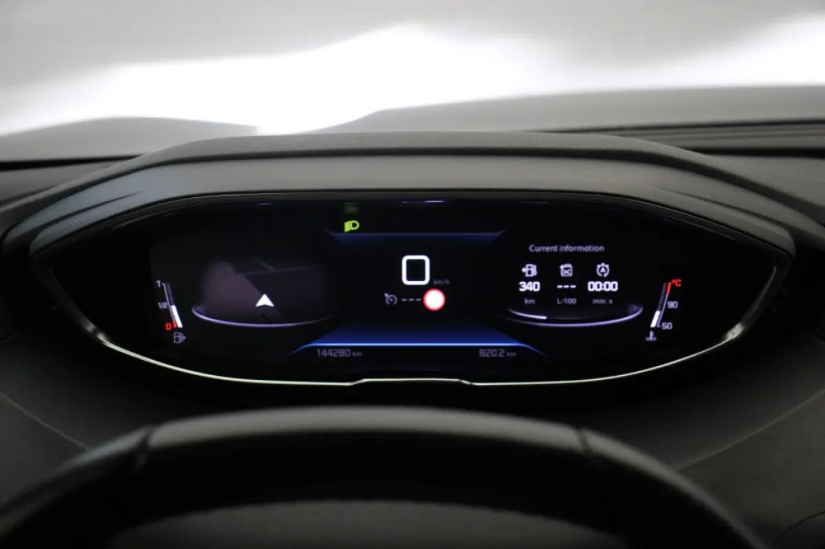 1.2 PureTech Allure - Digitaal Cockpit, Carplay, Camera, Half Leer