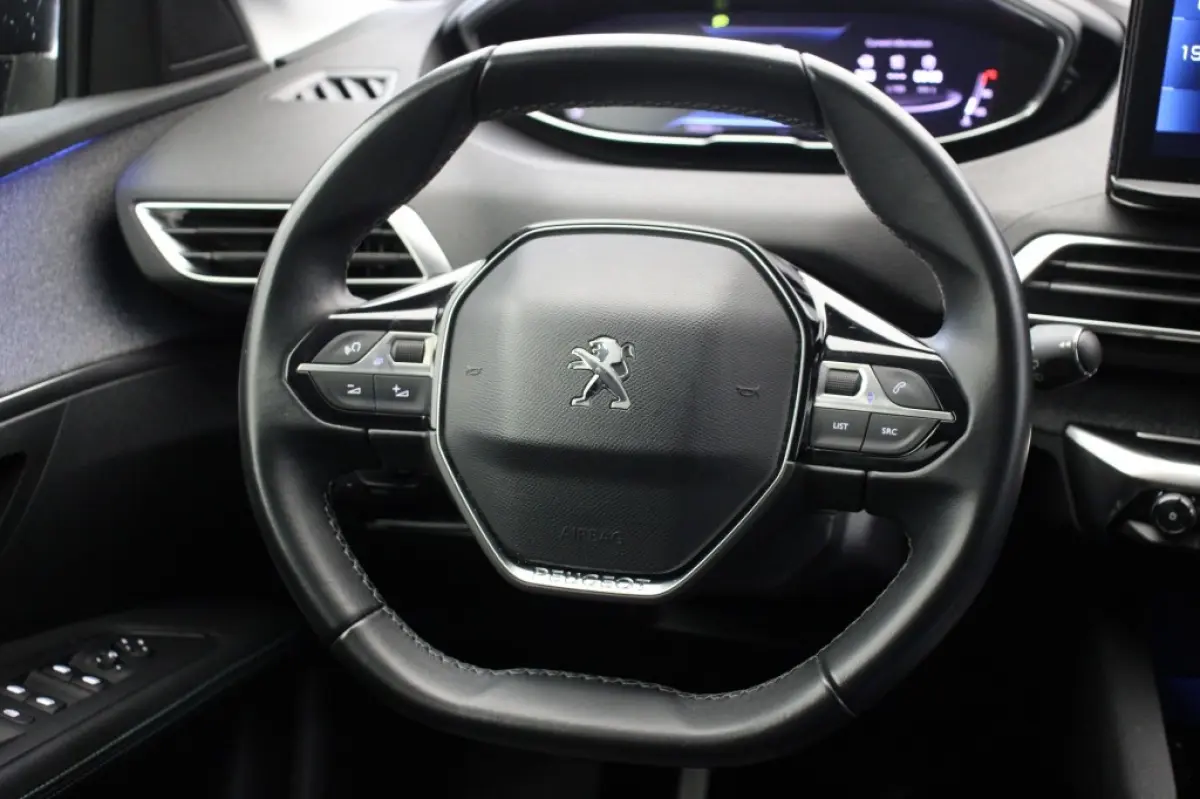 1.2 PureTech Allure - Digitaal Cockpit, Carplay, Camera, Half Leer