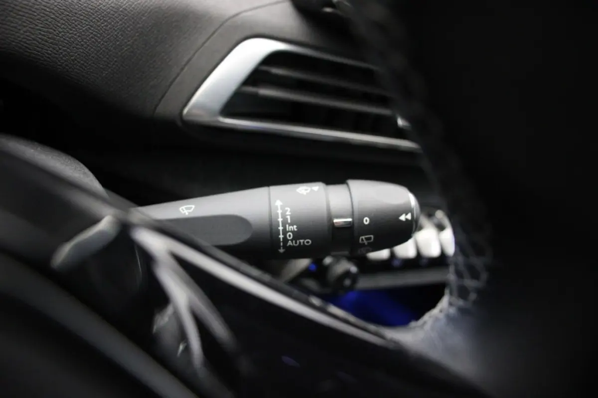1.2 PureTech Allure - Digitaal Cockpit, Carplay, Camera, Half Leer