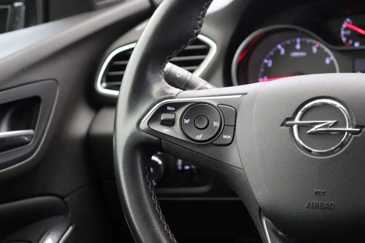 1.2 Turbo Business Executive Automaat - Carplay, Cruise, Clima, Trekhaak