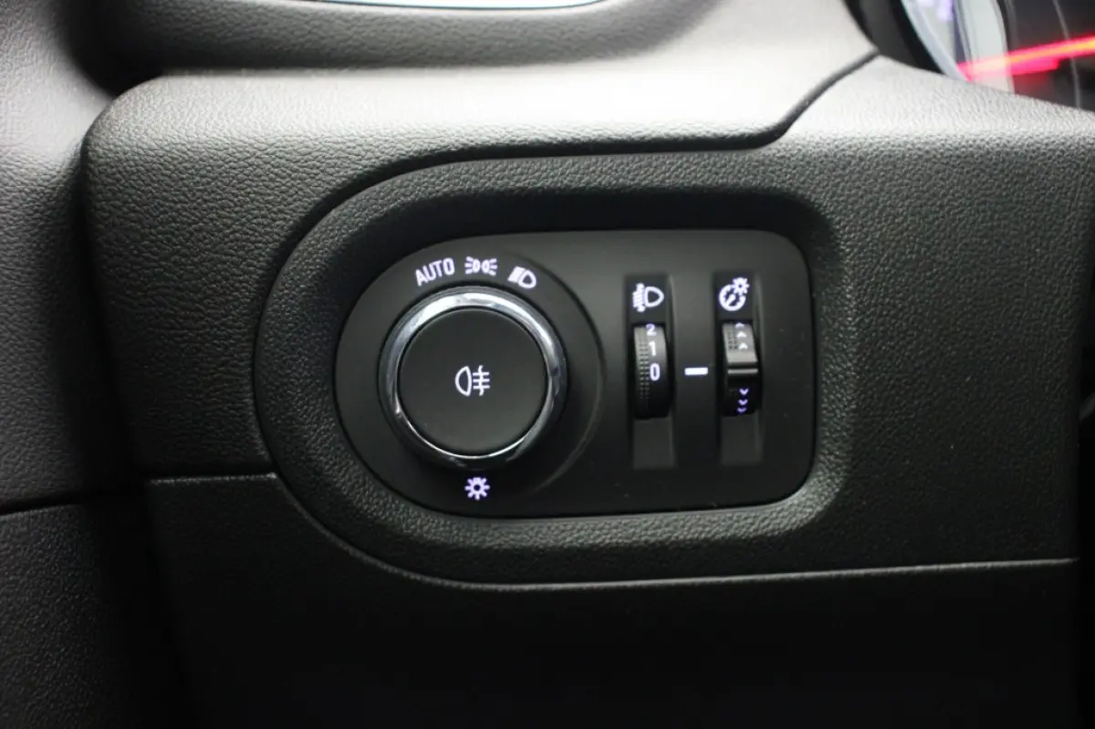 1.2 Turbo Business Executive Automaat - Carplay, Cruise, Clima, Trekhaak