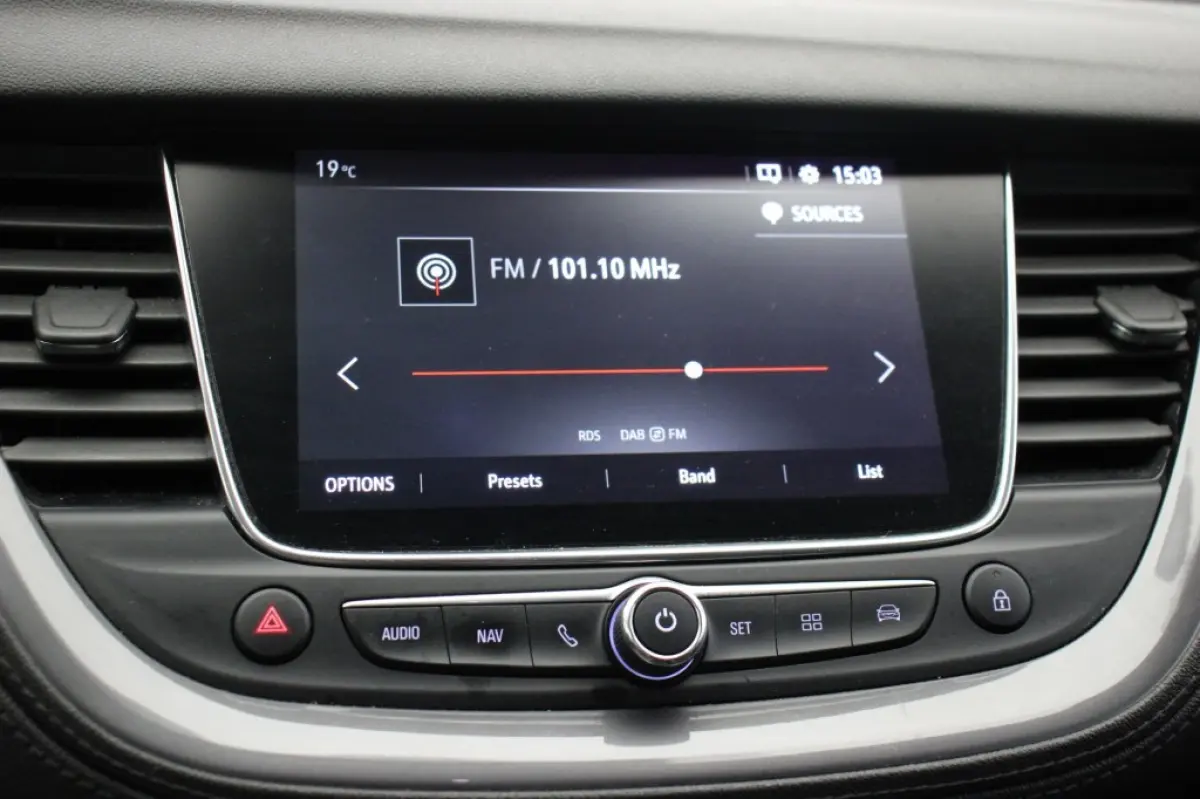 1.2 Turbo Business Executive Automaat - Carplay, Cruise, Clima, Trekhaak