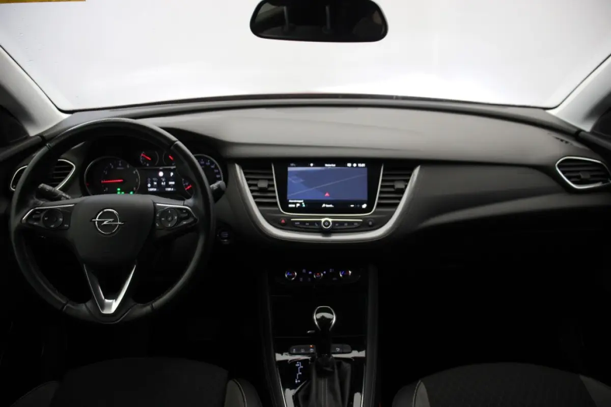 1.2 Turbo Business Executive Automaat - Carplay, Cruise, Clima, Trekhaak