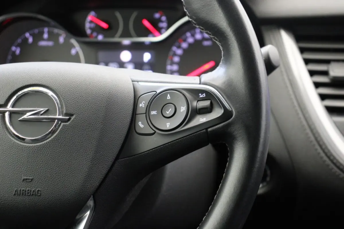 1.2 Turbo Business Executive Automaat - Carplay, Cruise, Clima, Trekhaak