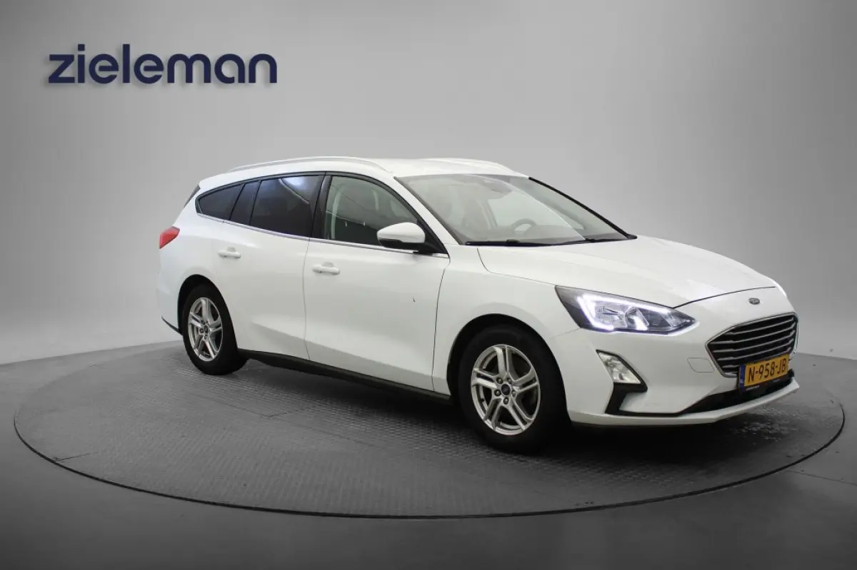 1.0 EcoBoost Hybrid Edition Business - Carplay, Camera, Trekhaak