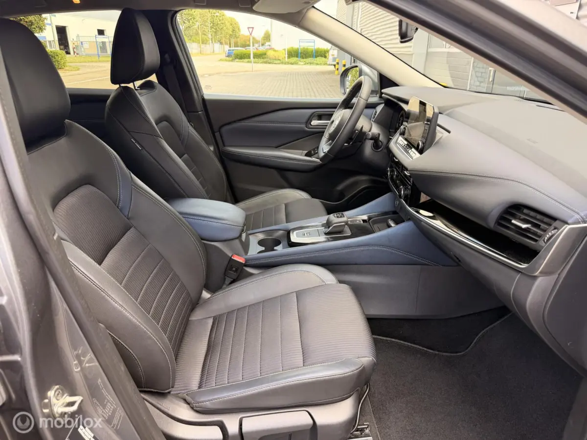 1.3 MHEV Xtronic Premiere Edition|Pano|360cam