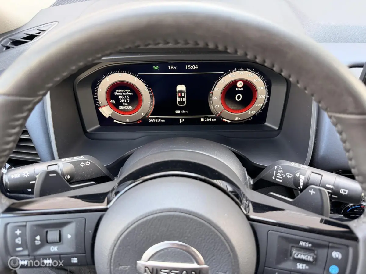 1.3 MHEV Xtronic Premiere Edition|Pano|360cam