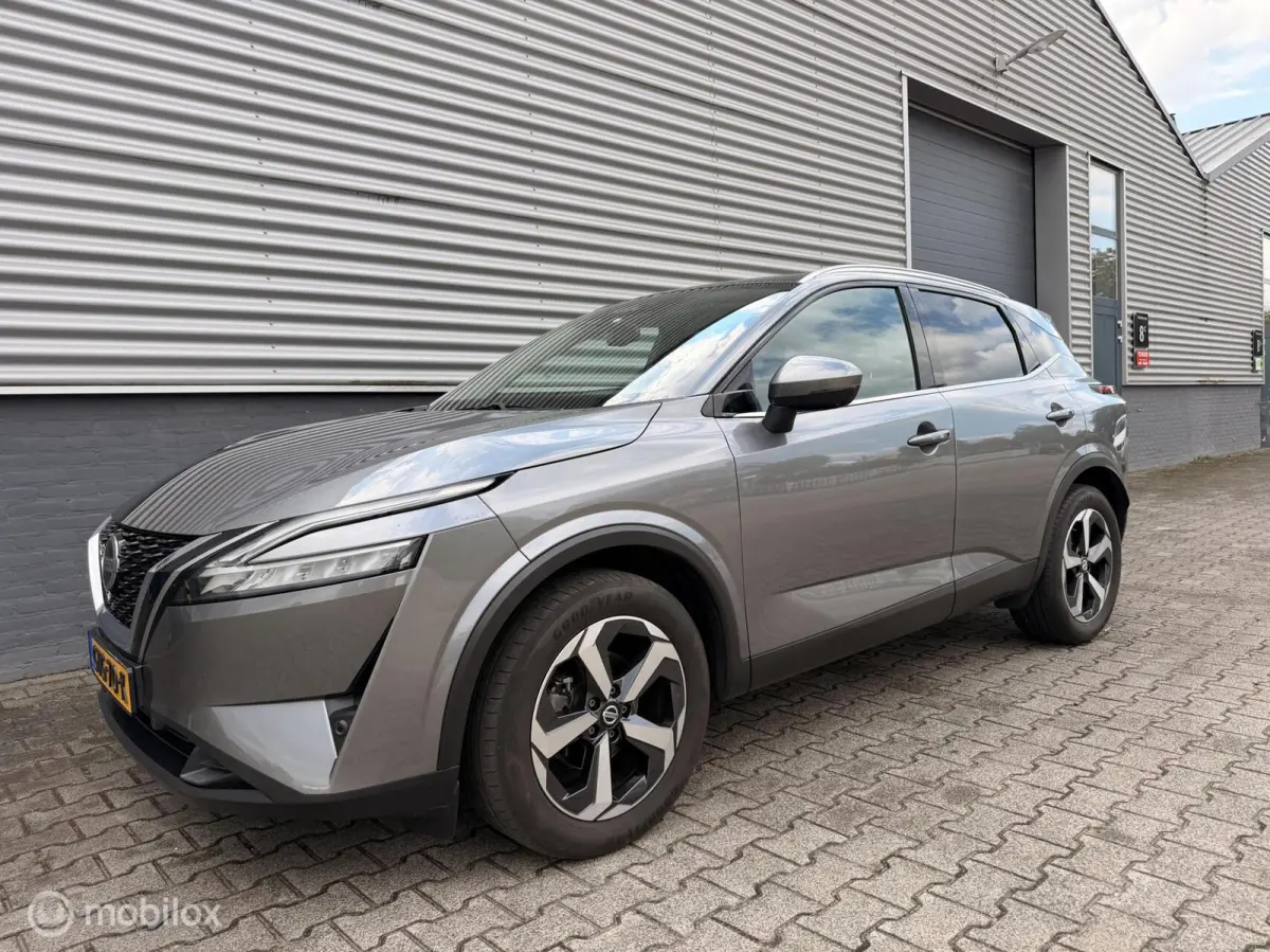 1.3 MHEV Xtronic Premiere Edition|Pano|360cam