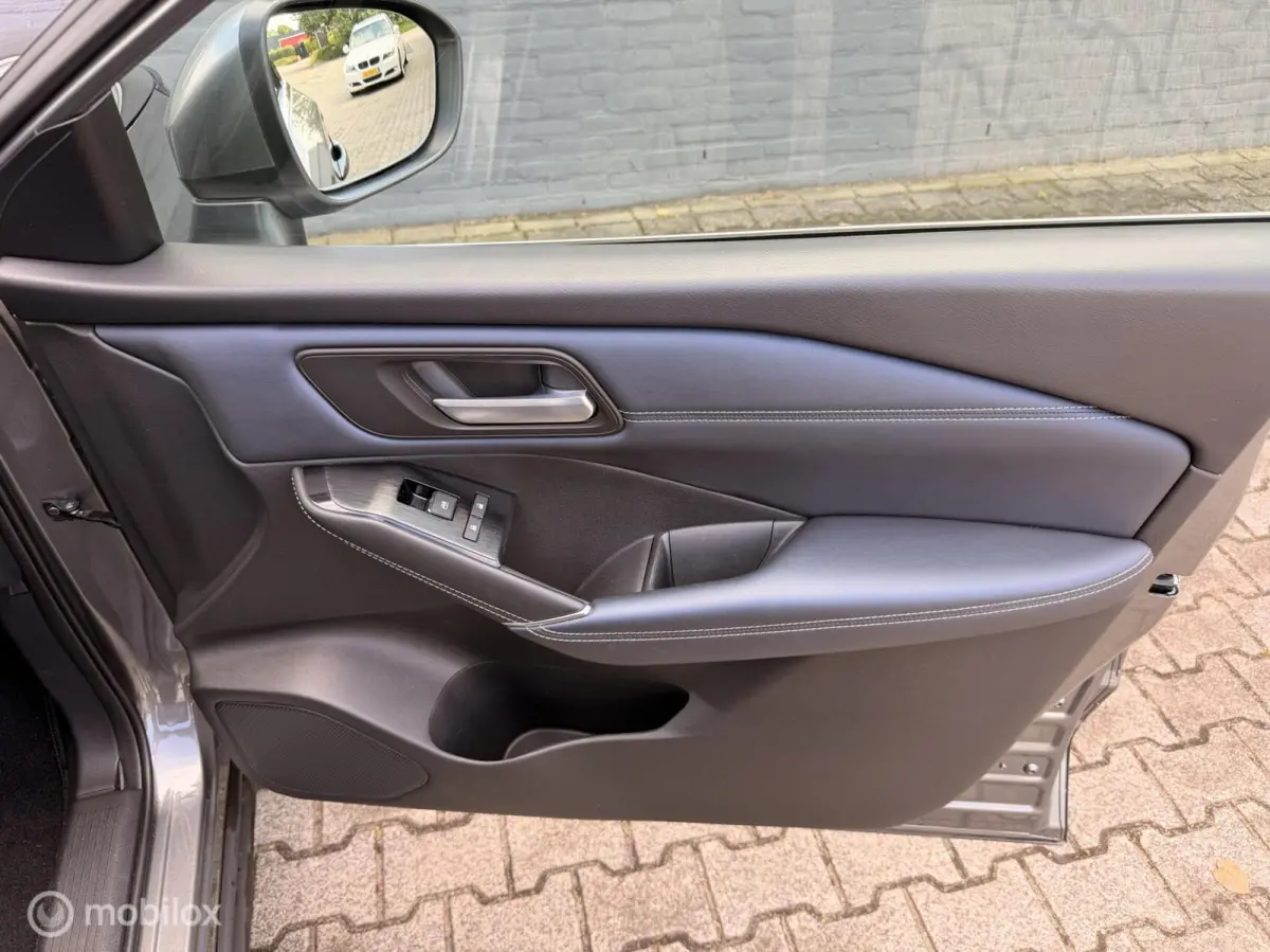 1.3 MHEV Xtronic Premiere Edition|Pano|360cam