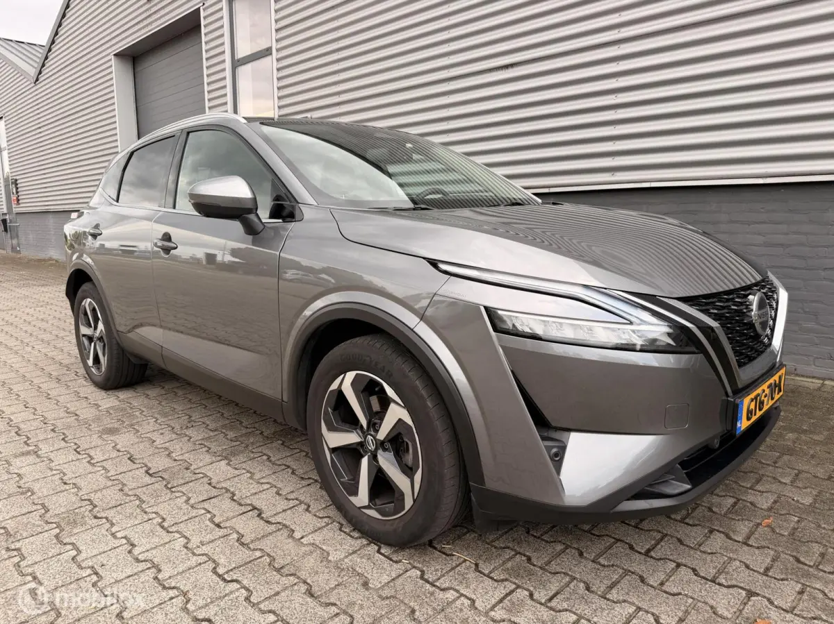 1.3 MHEV Xtronic Premiere Edition|Pano|360cam