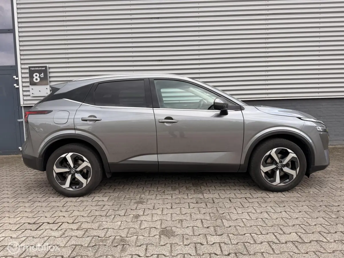 1.3 MHEV Xtronic Premiere Edition|Pano|360cam