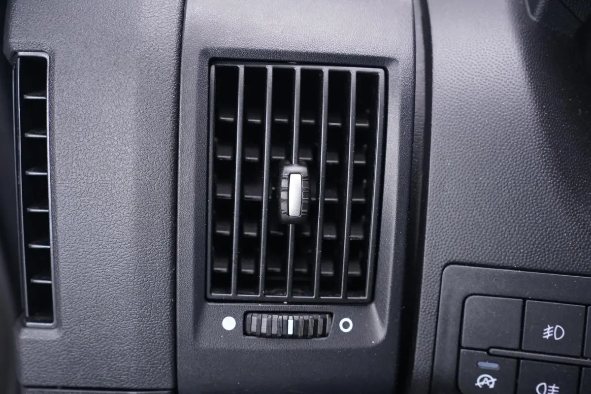 2.2D 140 pk L3H2 BPM vrij, Navi, Camera Airco ECC, Apple Carplay, Cruise Control, Laadruimte Pakket, PDC achter, 3-Zits