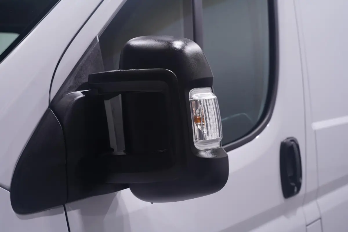 2.2D 140 pk L3H2 BPM vrij, Navi, Camera Airco ECC, Apple Carplay, Cruise Control, Laadruimte Pakket, PDC achter, 3-Zits