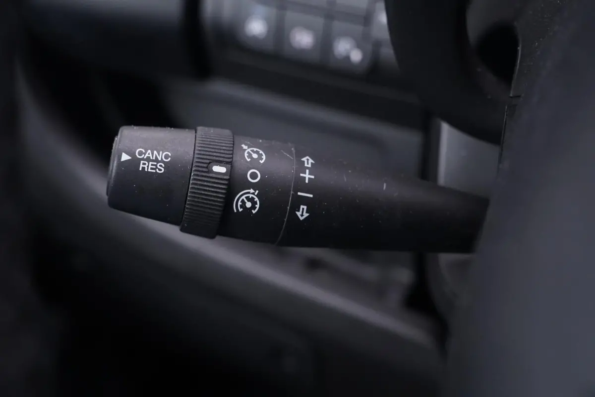2.2D 140 pk L3H2 BPM vrij, Navi, Camera Airco ECC, Apple Carplay, Cruise Control, Laadruimte Pakket, PDC achter, 3-Zits