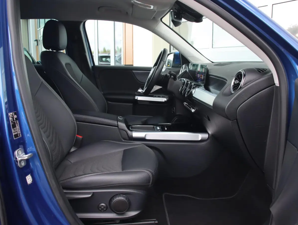 180 Luxury Line | Widescreen | Apple carplay - android auto