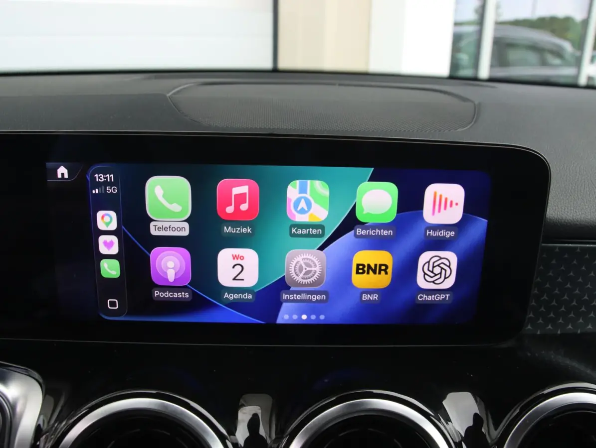 180 Luxury Line | Widescreen | Apple carplay - android auto