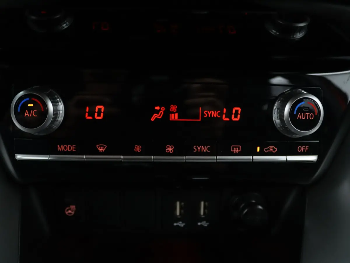 187pk PHEV Intense+ Apple Carplay/Android Auto | Climate