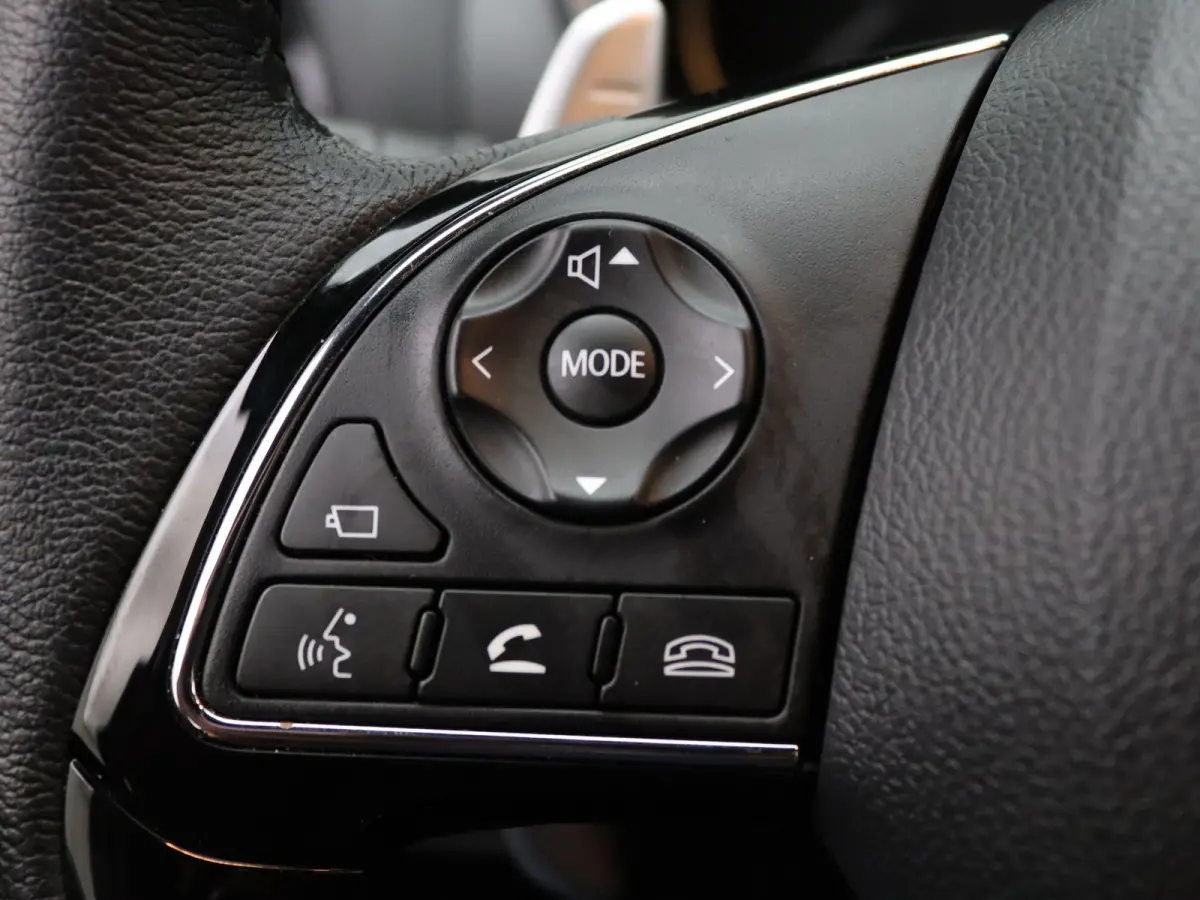 187pk PHEV Intense+ Apple Carplay/Android Auto | Climate
