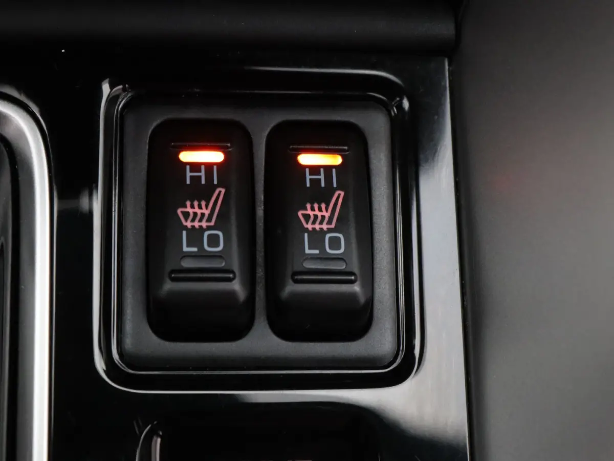 187pk PHEV Intense+ Apple Carplay/Android Auto | Climate