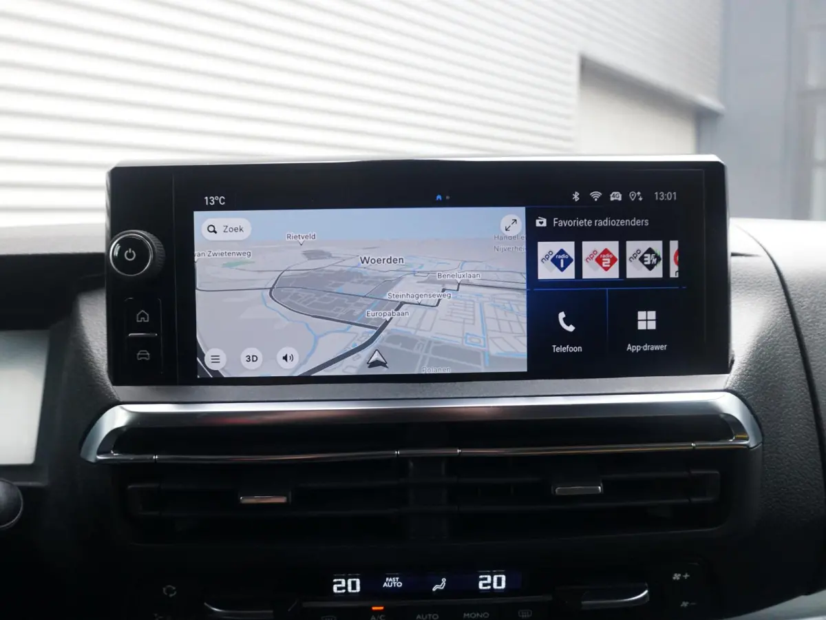 L3 2.0D 180 PK. Automaat | BPM-vrij | Navigatie incl. Apple Carplay | parkeersensoren voor & achter | dodehoekwaarschuwing | Climate Control | Keyless Entry en Start/Stop