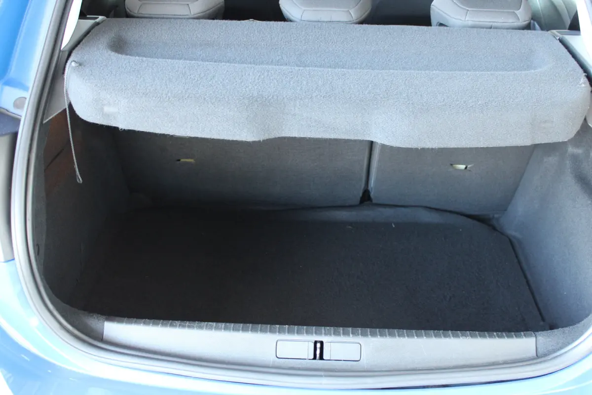 1.2 Edition | Parkeersensoren achter | Cruise control | 16` lichtmetalen velgen |
