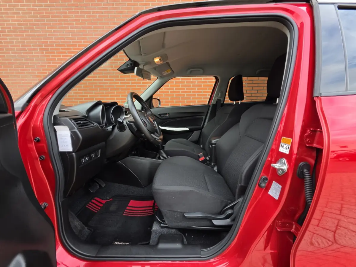 1.0 Stijl Sport Automaat Clima Velgen Sportpakket