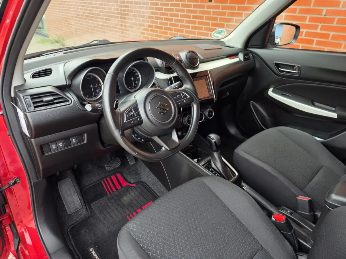 1.0 Stijl Sport Automaat Clima Velgen Sportpakket