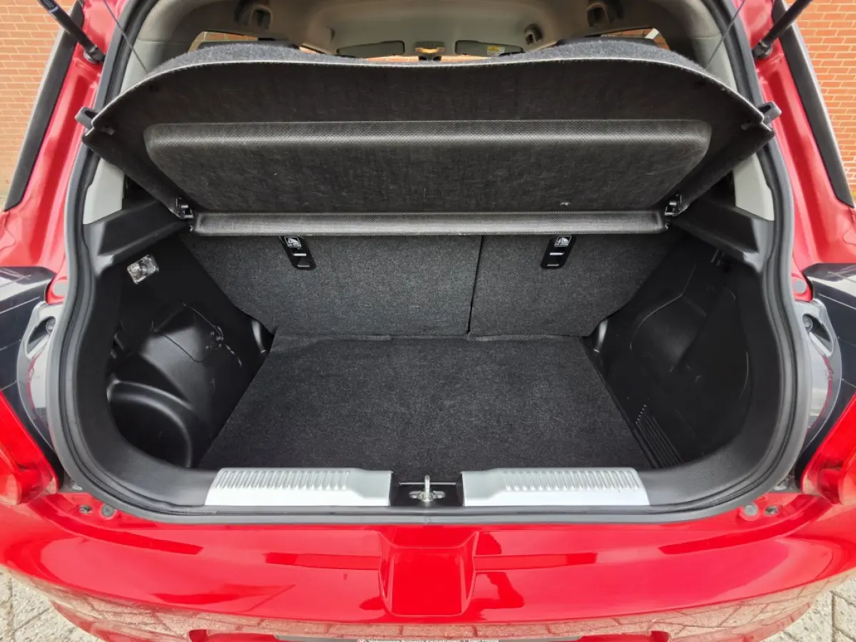 1.0 Stijl Sport Automaat Clima Velgen Sportpakket
