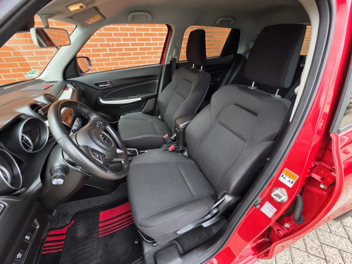 1.0 Stijl Sport Automaat Clima Velgen Sportpakket