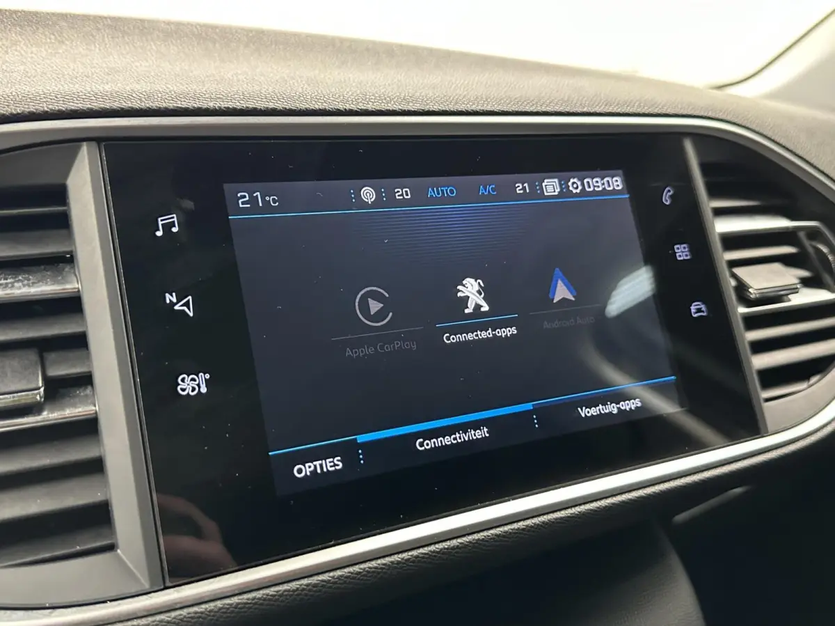 1.2 PureTech Allure CARPLAY NAVI CRUISE ECC DAB.