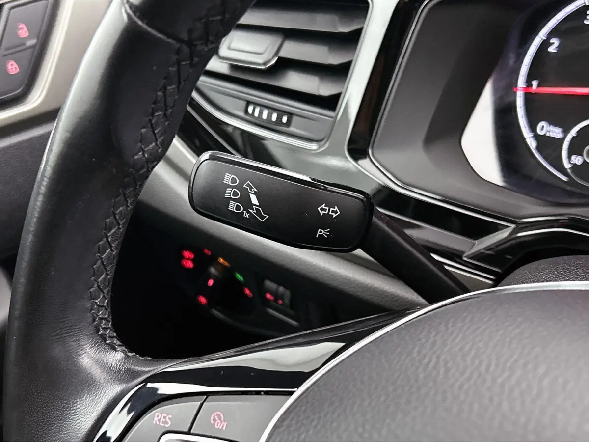 1.0 TSI Comfortline 95 PK | Navigatie | Airco | Adaptive Cruise Control | Apple Carplay & Android Auto | Parkeersensoren |