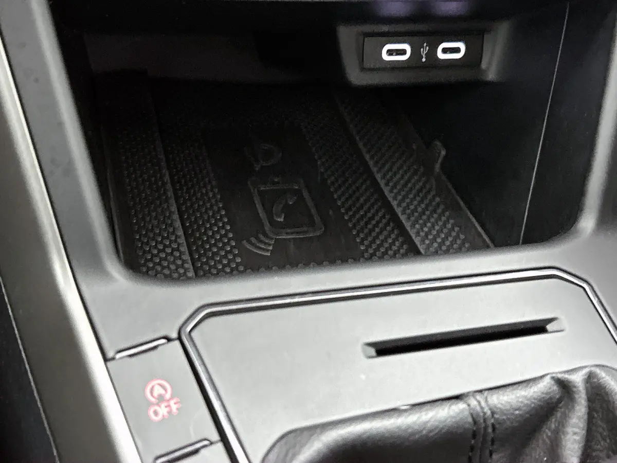 1.0 TSI Comfortline 95 PK | Navigatie | Airco | Adaptive Cruise Control | Apple Carplay & Android Auto | Parkeersensoren |