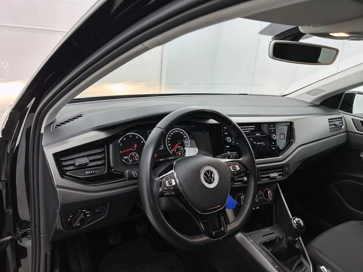 1.0 TSI Comfortline 95 PK | Navigatie | Airco | Adaptive Cruise Control | Apple Carplay & Android Auto | Parkeersensoren |
