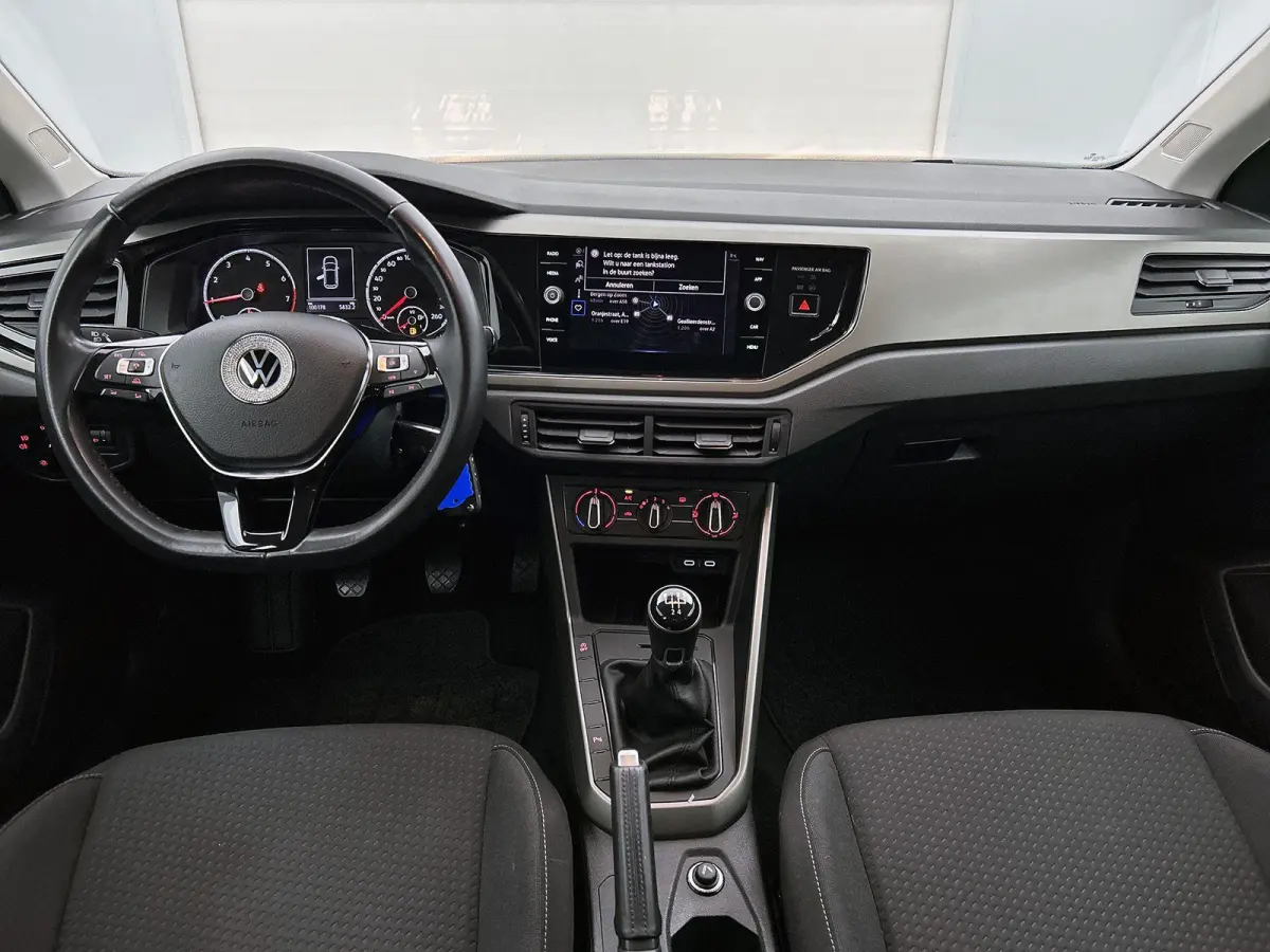 1.0 TSI Comfortline 95 PK | Navigatie | Airco | Adaptive Cruise Control | Apple Carplay & Android Auto | Parkeersensoren |