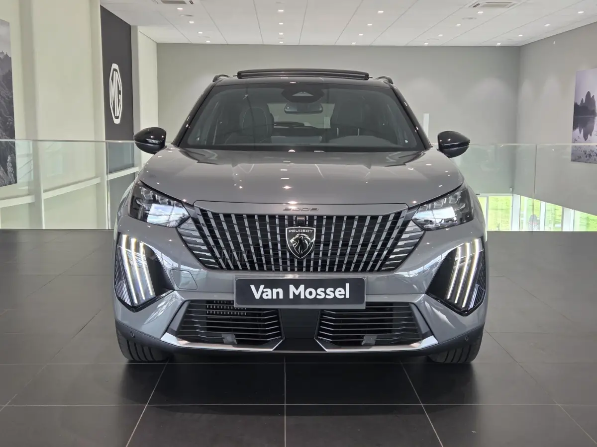 1.2 Hybrid 136 GT | Schuif-kanteldak | Alcantara bekleding | Massagestoelen | Direct Leverbaar |