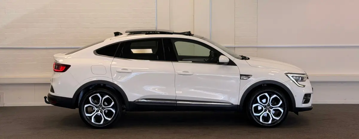 1.6 E-Tech Hybrid 145 Intens Trekhaak Schuif/kanteldak