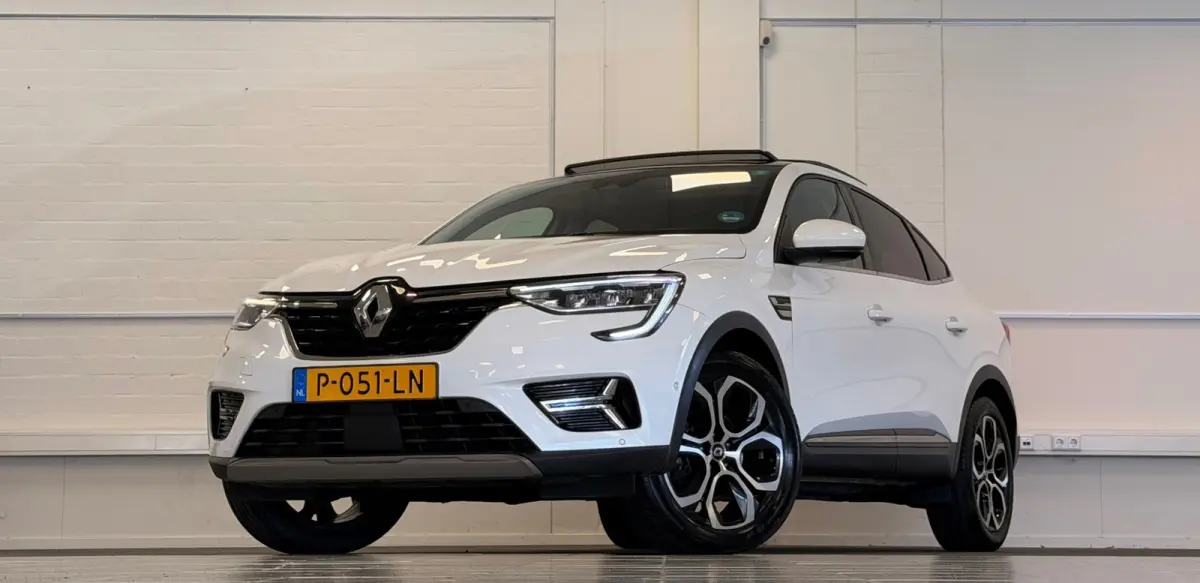 1.6 E-Tech Hybrid 145 Intens Trekhaak Schuif/kanteldak