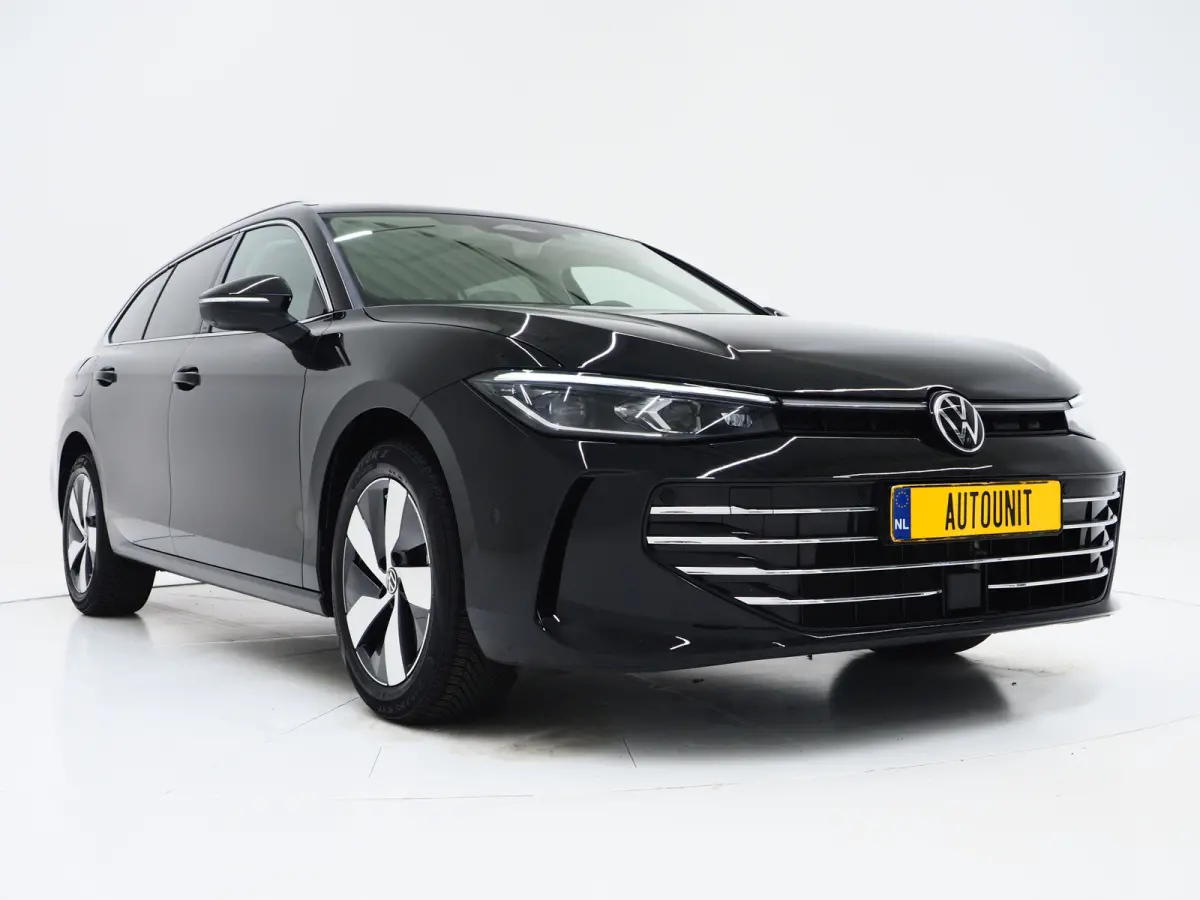 1.5 eHybrid Elegance 204PK | 5 Jaar Garantie | Panoramadak | Leder/Alcantara | Massage | Trekhaak | HUD | Keyless | Sfeerlicht
