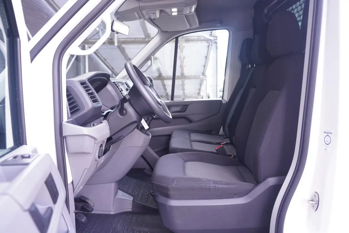 2.0 TDI 140 pk L3H2 Lang / Laag Airco, Navi Airco, Deuren met Ramen, DAB+, PDC V+A, 3-Zits