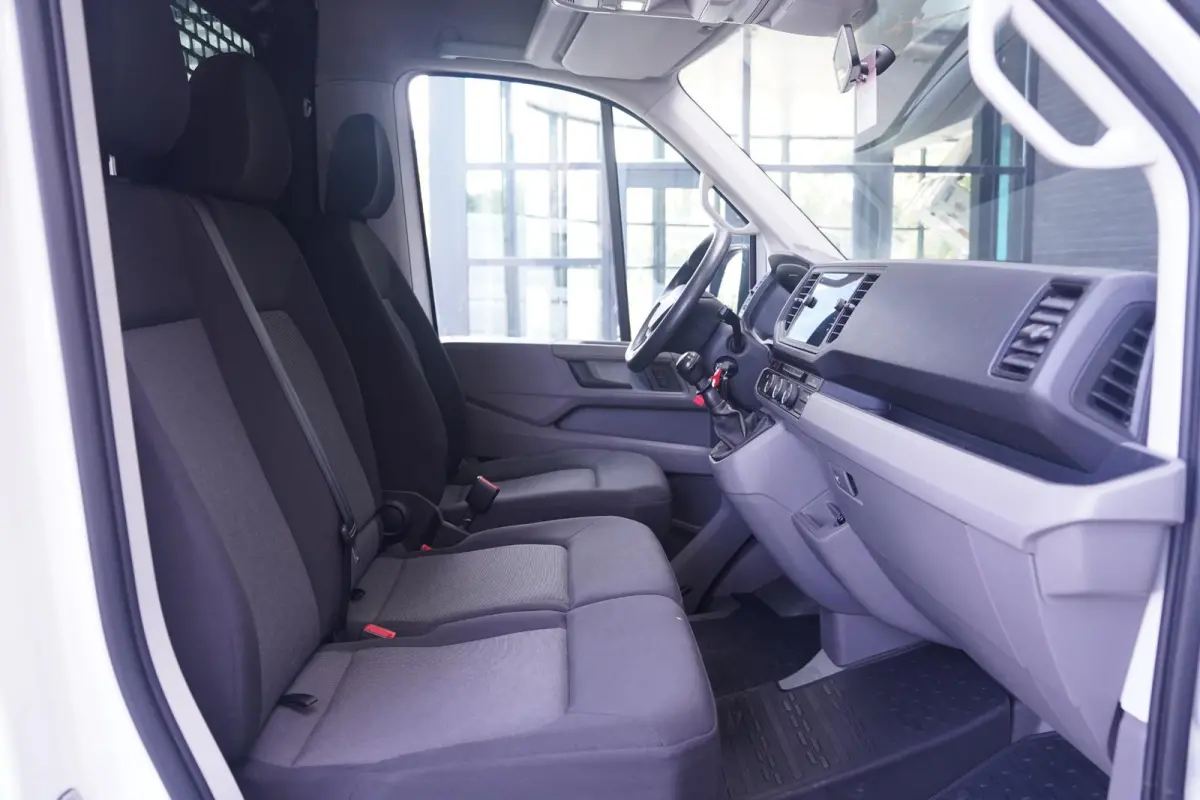 2.0 TDI 140 pk L3H2 Lang / Laag Airco, Navi Airco, Deuren met Ramen, DAB+, PDC V+A, 3-Zits