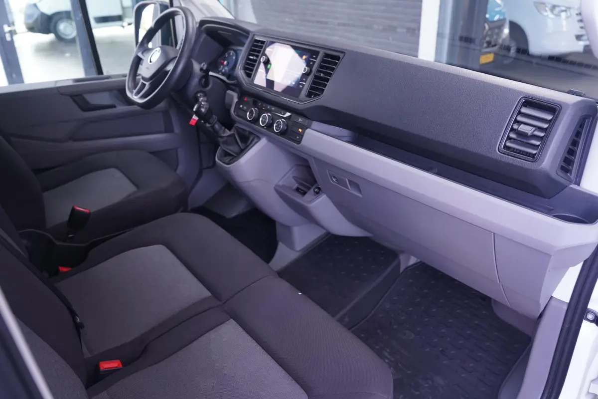 2.0 TDI 140 pk L3H2 Lang / Laag Airco, Navi Airco, Deuren met Ramen, DAB+, PDC V+A, 3-Zits