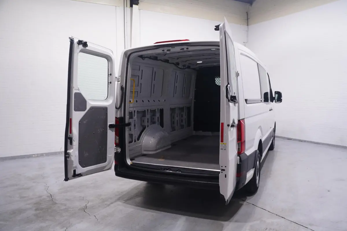 2.0 TDI 140 pk L3H2 Lang / Laag Airco, Navi Airco, Deuren met Ramen, DAB+, PDC V+A, 3-Zits