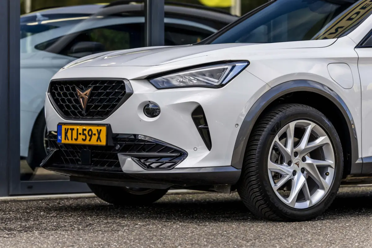 1.4 e-Hybrid Adrenaline