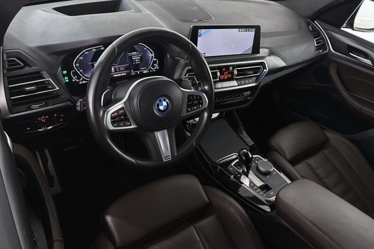 xDrive30e High Executive SOH 95% M Sport Keyless Head-Up