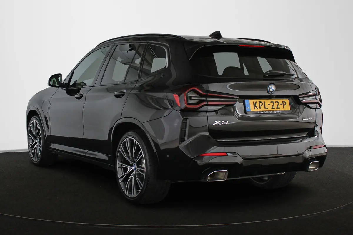 xDrive30e High Executive SOH 95% M Sport Keyless Head-Up