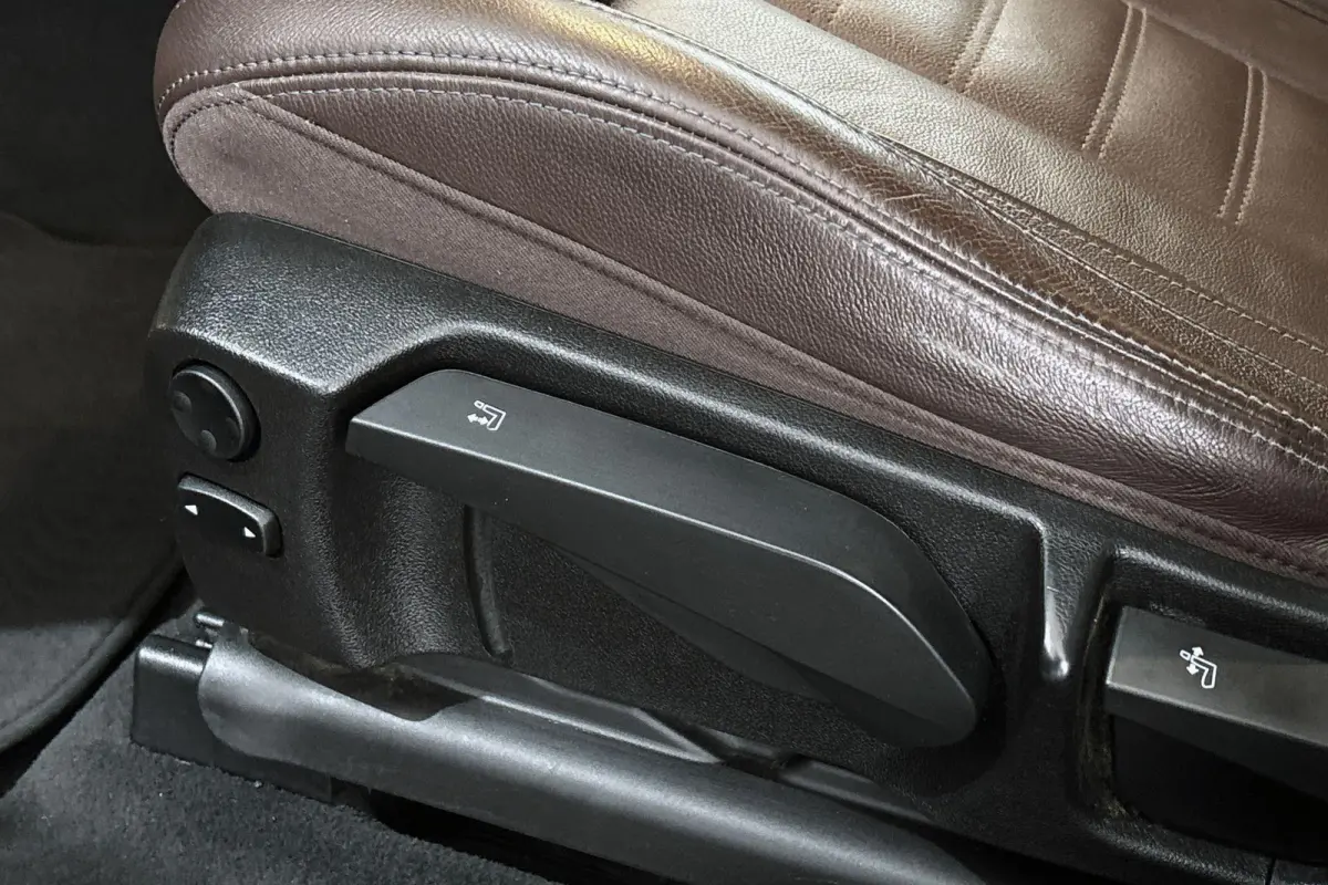 xDrive30e High Executive SOH 95% M Sport Keyless Head-Up